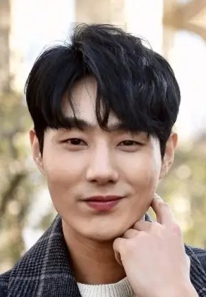 يانغ هاك جين