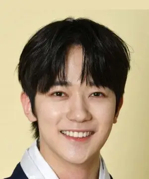 シン・イェチャン