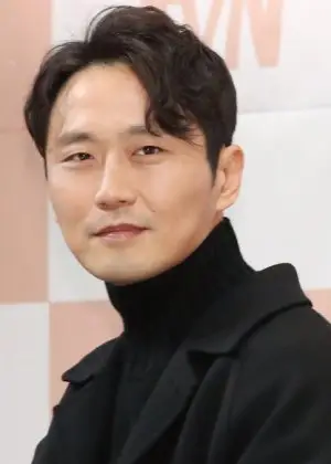 Keyifli Aldatıcı Kore Dizisinde Park Shin Woo (2023)