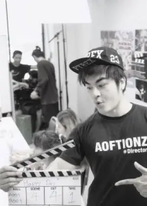 Thajské drama Aoftion Kittipat Jampa v Bed Friend (2023)