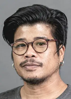 [ダウンロード] をクリックして、Khom Kongkiat Khomsiri - Kinn Porsche Thai Drama mp3 youtube com を保存します