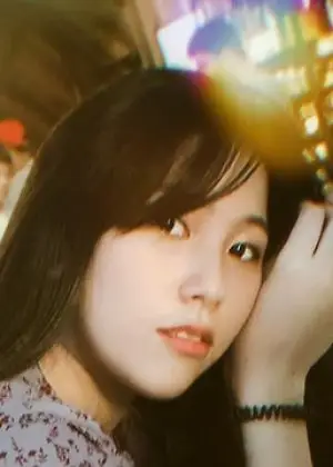 Prig Apichayar Sinithichayanon ve skryté agendě thajské drama (2023)