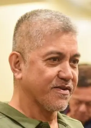 Нил Даза у филипинској драми Мариа ла дел Баррио (2011)