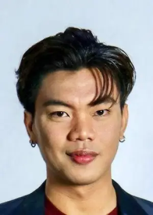 راهات هاتسامانات باتافي في الدراما التايلاندية خطوة بخطوة (2023)