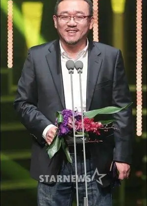 جانغ هيوك رين في الدراما الكورية K2 (2016)