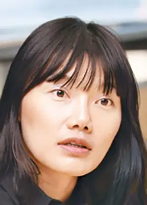 Shin Myung Jin în Persevere, Drama coreeană Goo Hae Ra (2015)