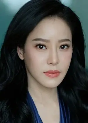 Ning Panita Tumwattana nel dramma tailandese So Wayree (2020)