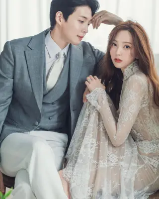 전 Hello Venus와 Uni.t 회원 Yoonjo는 Kim Dong Ho와의 결혼을 공유 웨딩 사진 공유