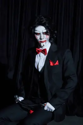 SM-Künstler beeindrucken mit umwerfenden Kostümen der diesjährigen Halloween-Party