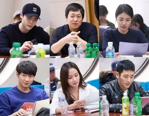 Úplné obsazení „Whides You You You Yous Spaed“ odhaleno prostřednictvím fotografií z prvního stolního skriptu