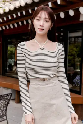 Lee Sung Kyung vertelt over moeilijkheden van haar 'Call It Love'-personage en dating geruchten met co-ster Kim Young Kwang