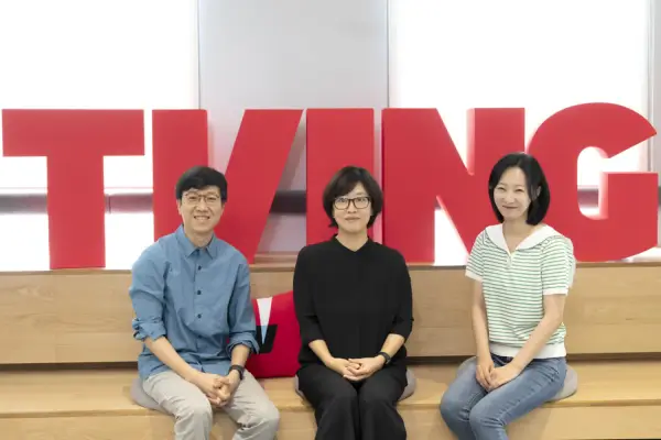 Yumin solujen johtaja ja kirjailijat puhuvat siitä, mitä he tekivät eri tavalla kauden 2. kauden 3 kommentoinnilla kauden 3 potentiaalista