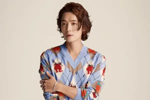 Jung Kyung Ho, um in Crash Landing on You besondere Erscheinungen zu treten