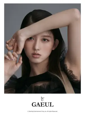 OPDATERING: Starship's nye pigeregruppe Ive bekræfter Jang Won Young, en Yu Jin introducerer Leeseo, Rei, Liz, Gaeul